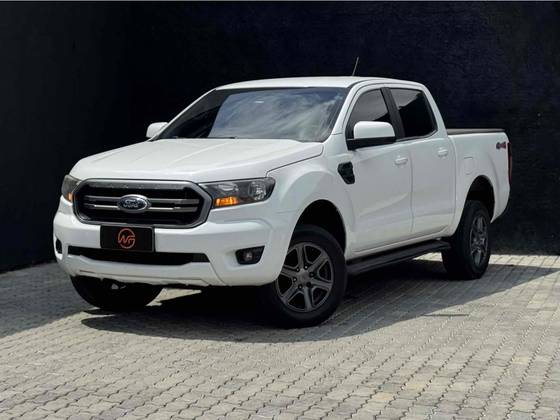 FORD RANGER 2.2 XLS 4X4 CD 16V DIESEL 4P AUTOMÁTICO
